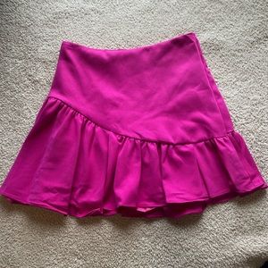 Fuchsia ruffled mini skirt, size small